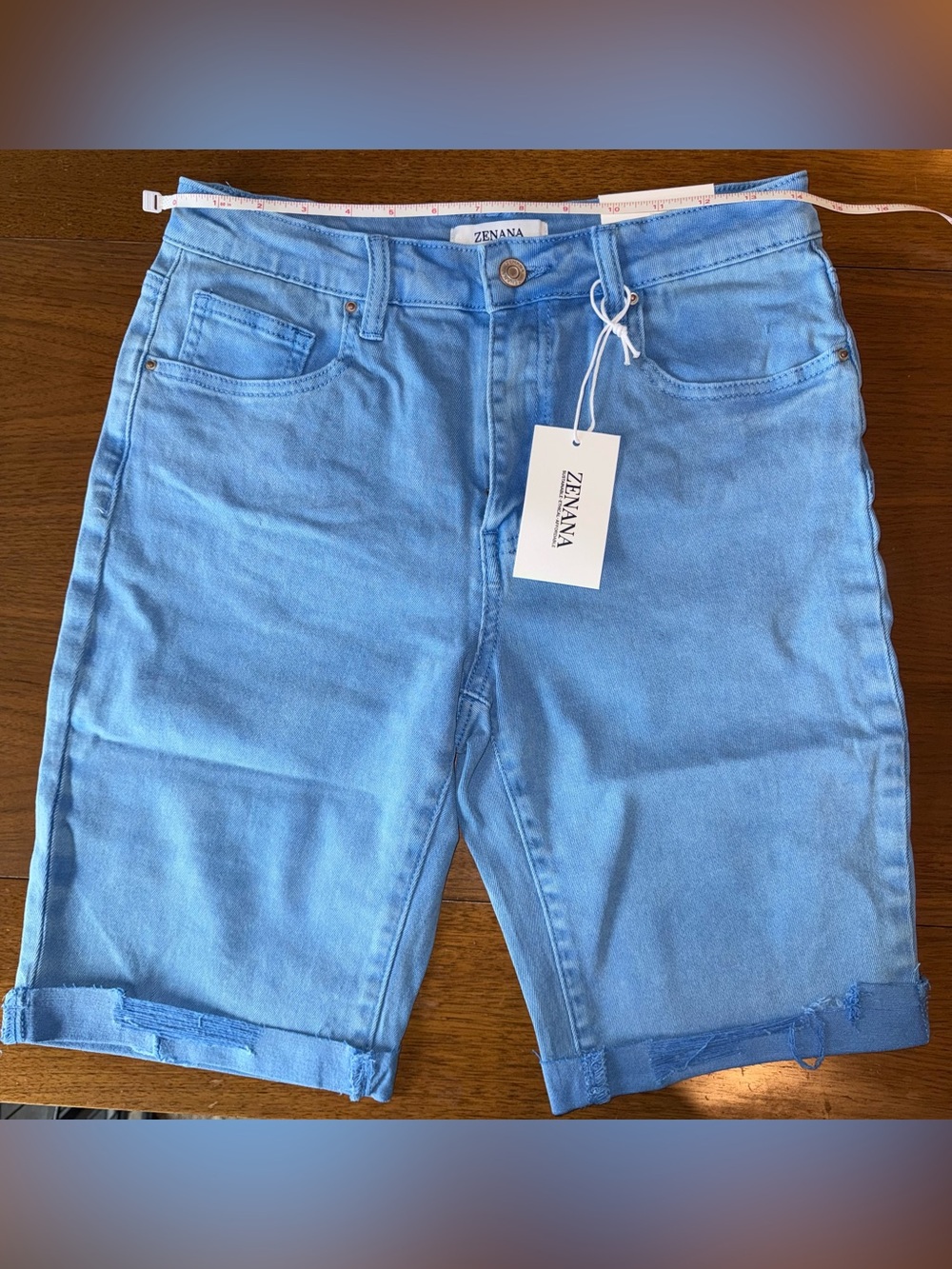 Zenana Outfitters Light Blue Women's Relaxed Denim Shorts